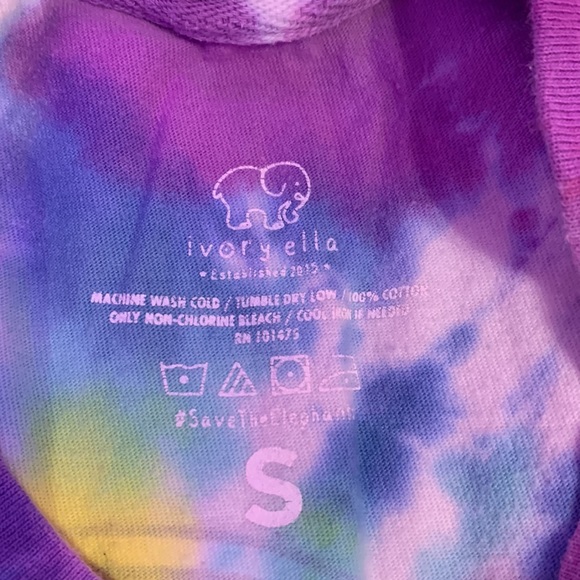 ivory ella rainbow T-shirt - Picture 3 of 3